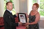 Astronaut Kopra brought Kalevala Medal back from space to Kultaranta. Copyright © Office of the President of the Republic